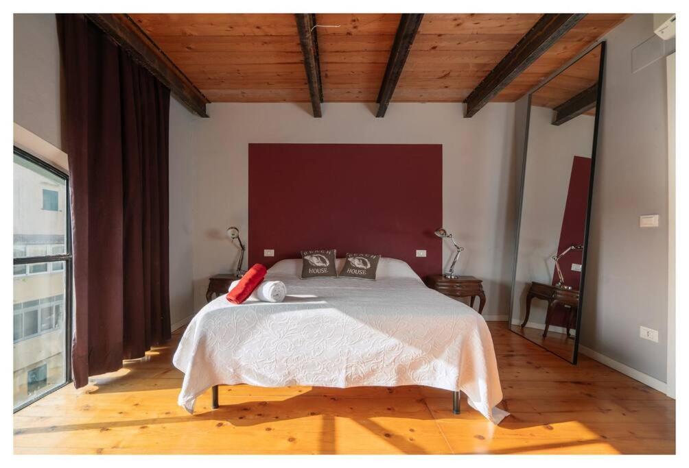 Loft Cianosi - Appartamento Nel Cuore Di Livorno Kültér fotó