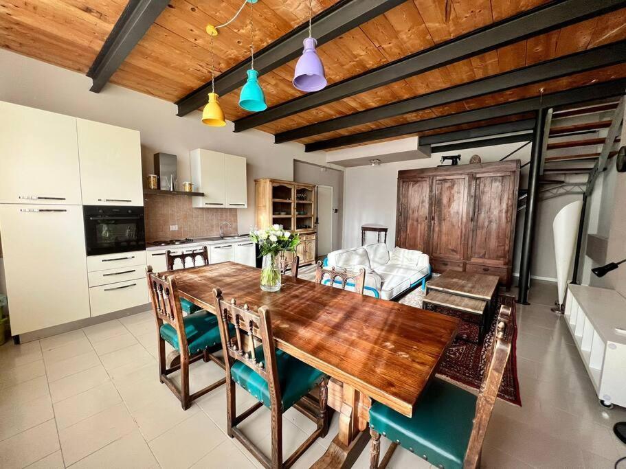 Loft Cianosi - Appartamento Nel Cuore Di Livorno Kültér fotó